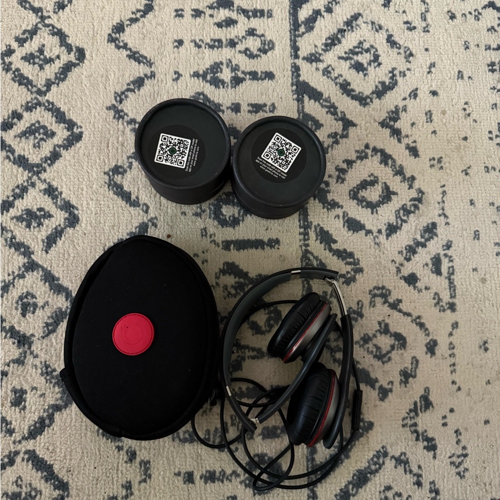 Beats By Dr. Dre Solo Wired Headphones with replacement pads
